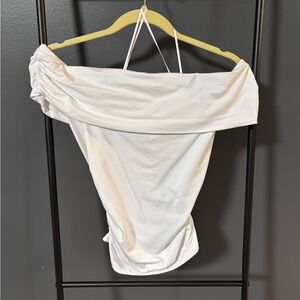 Abercrombie & Fitch White Off-Shoulder Blouse